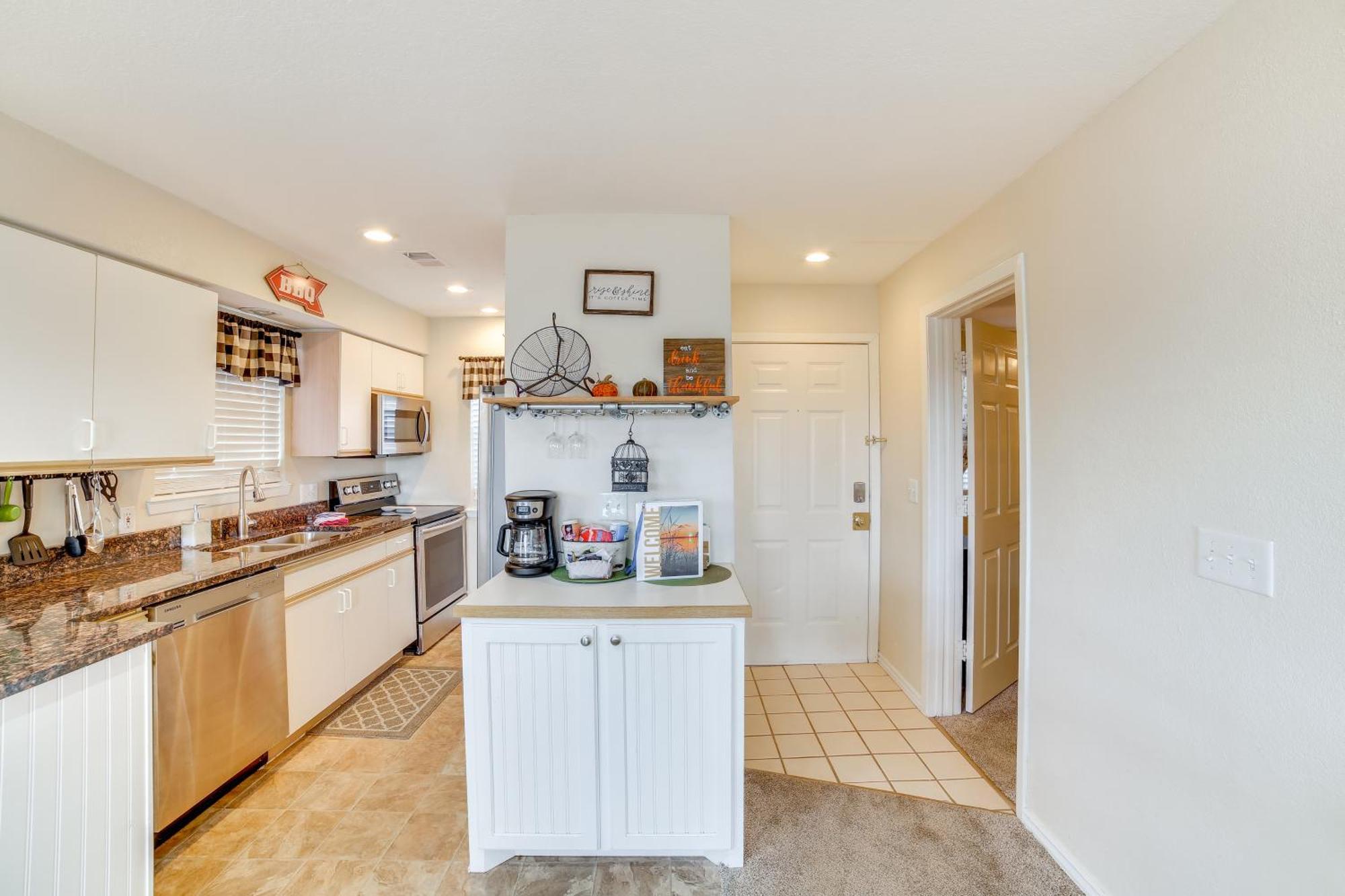Branson Condo With Balcony, Near Silver Dollar City! Exterior photo